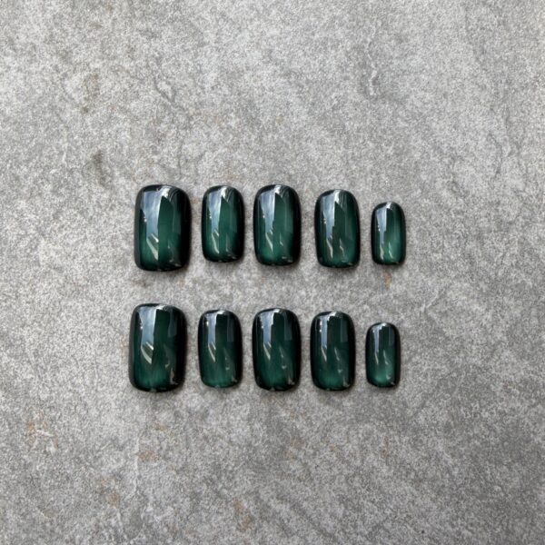 翠色のエメラルド(Deep Emerald)